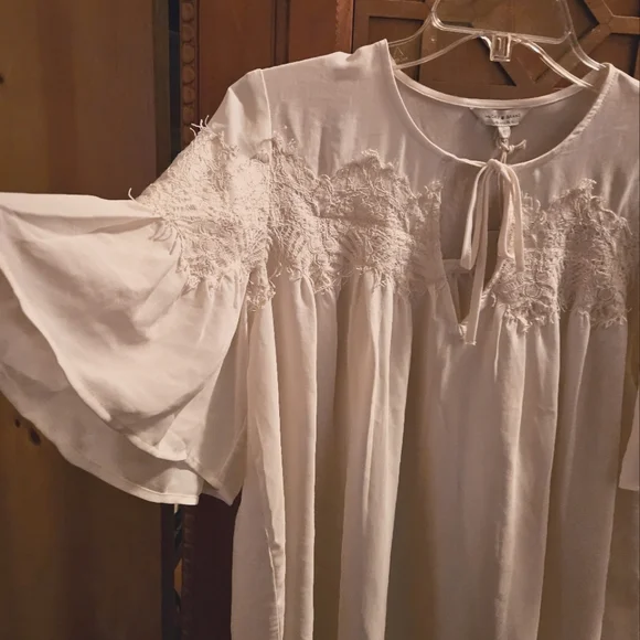 Lucky Brand White Peasant Keyhole Lace Accent Oversized Womens Top Blouse Size S - Picture 2 of 7